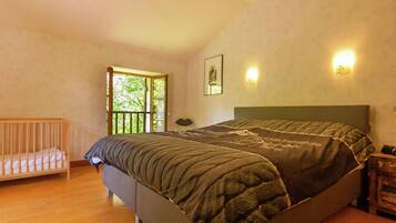 House | Room amenity