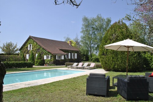 Mansion in Charrin by Loire With Pool