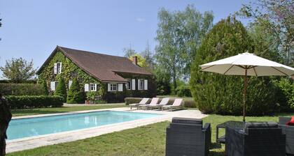 Mansion in Charrin by Loire With Pool