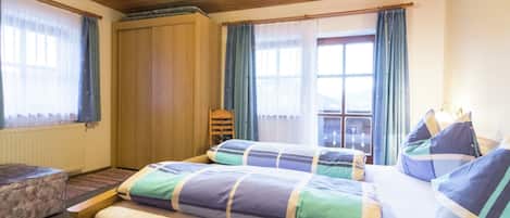 Appartement | 3 slaapkamers, individueel gemeubileerd, beddengoed