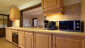 Casa | Cozinha privada | Geladeira, cadeirão de bebê