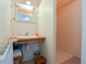 Rumah | Kamar mandi | Bathtub