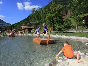 الإطلالة من المنشأة