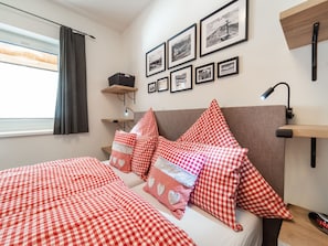2 bedrooms, individually furnished, bed sheets - Top- 4 Star Apartment in Tamsweg Near Ski Area (Tamsweg)