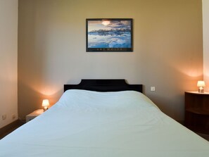 House | Room amenity - Beachside Brittany Escape (Penestin)