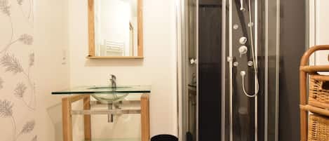 House | Bathroom