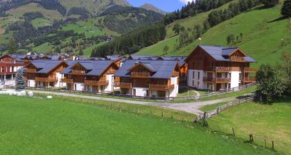 Luxury Apartment in Rauris near Forest