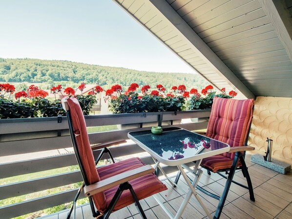 Apartment | Balcony - Cosy Apartment in Dollnstein With Sauna (Dollnstein)
