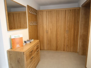 6 bedrooms, individually furnished, cribs/infant beds, bed sheets - Spacious Holiday Home in Lungau and Katschberg With Sauna (Mauterndorf)