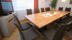 Dining - Cozy Chalet With Sauna in Zell am See, Salzburg (Zell am See)