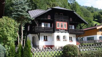 Villa | Exterior