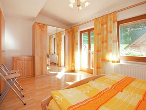 Apartment | 2 Schlafzimmer, individuell eingerichtet, Bettwäsche