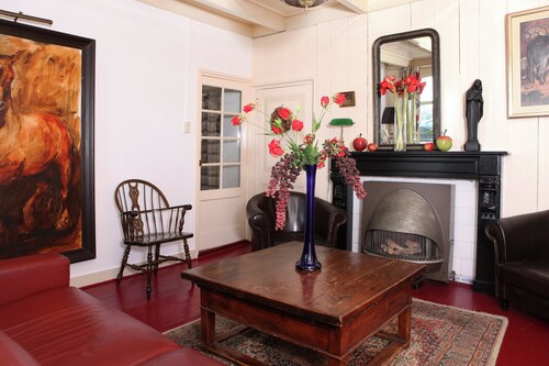 Welcoming Farmhouse With Parking, Terrace, Garden, Barbecue