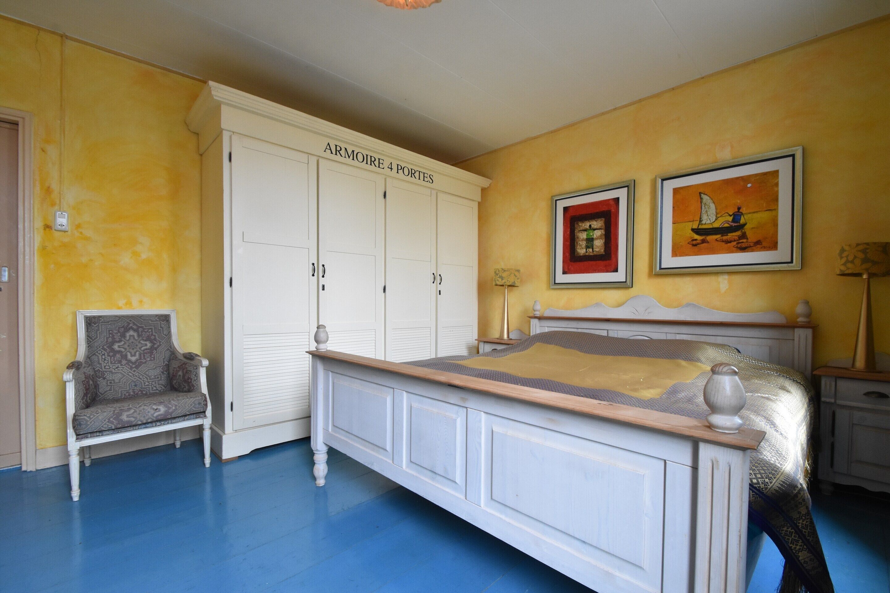 House | 2 bilik tidur, dilengkapkan perabot secara berasingan, cadar katil 