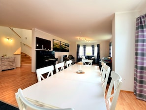 Dining - Beautiful House With Sauna, Modern Interior and Enormous, Park-like Garden (Esch-sur-Sure)
