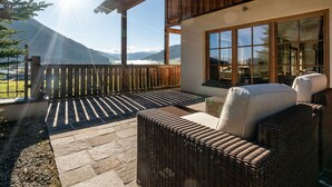 Balcony - Upscale Chalet in Mauterndorf With Sauna & Ski-storage (Mauterndorf)