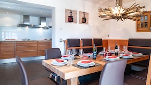 Dining - Upscale Chalet in Mauterndorf With Sauna & Ski-storage (Mauterndorf)