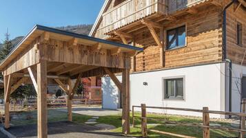 Apartment | Property grounds