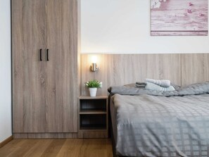 Apartment | 3 Schlafzimmer, individuell eingerichtet, Bettwäsche