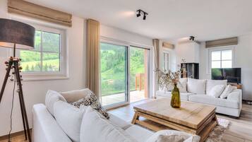 Chalet | Living area
