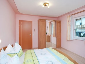Appartement | 1 chambre, ameublement unique, literie fournie