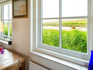 1 Schlafzimmer, individuell eingerichtet