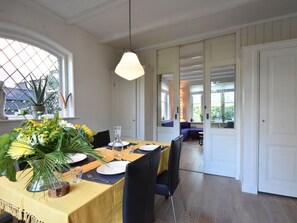Dining - Boutique Holiday Home in Grootschermer With Garden (Grootschermer)