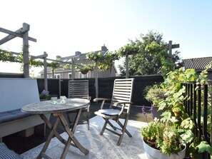 Balcony - Boutique Holiday Home in Grootschermer With Garden (Grootschermer)