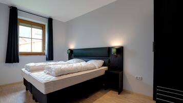 Huis | 7 slaapkamers, individueel gemeubileerd, beddengoed