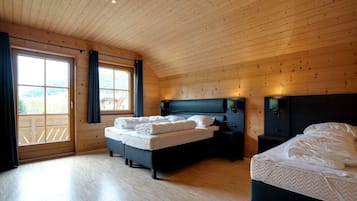 Nhà | 7 phòng ngủ, trang bị nội thất với thiết kế riêng biệt, bộ trải giường