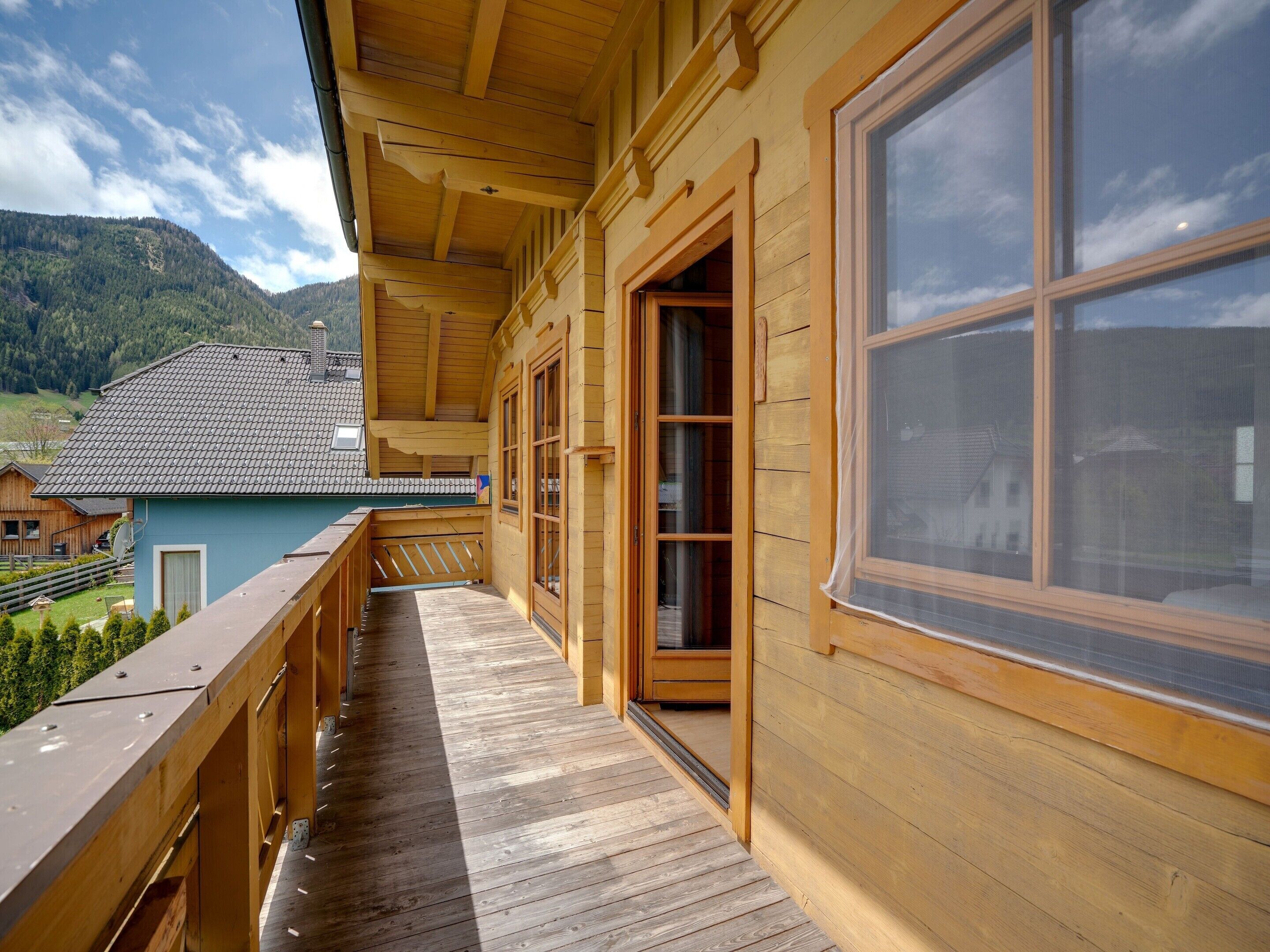 House | Balcony