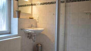 Apartment | Badezimmer