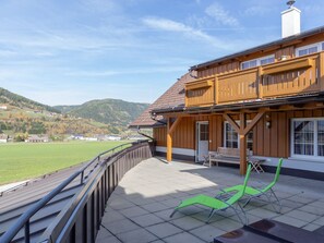 Exterior - Modern Apartment in St Margarethen With Mountain View (Sankt Margarethen im Lungau)