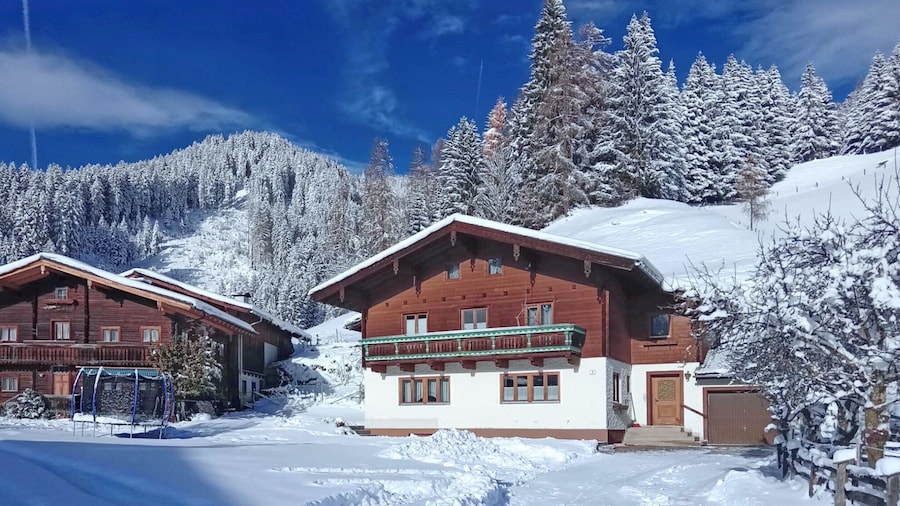 Chalet in Wagrain Near Ski Lift