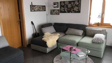Chalet | Living area