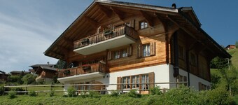 럭슈리어스 샬레 인 하케른 비스 프라이빗 가든