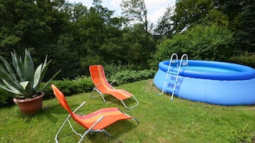 Kolam renang outdoor