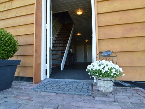Luxurious Holiday Home With Sauna in Oploo