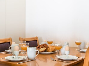 Dining - Cozy Apartment in Rauris near Forest (Rauris)