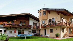 Apartment | Exterior - Apartment Near the ski Area in the Salzburg Region (Altenmarkt im Pongau)