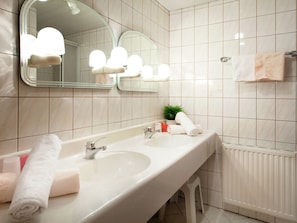House | Bathroom | Shower
