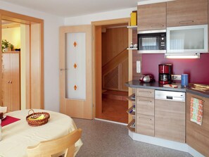 Apartment | Private kitchen - Apartment Near Zell am See-kaprun (Niedernsill)