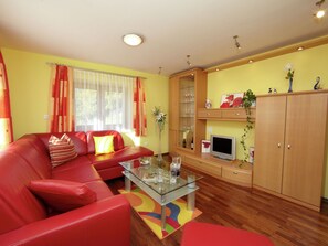 Apartment | Living area - Apartment Near Zell am See-kaprun (Niedernsill)