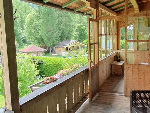 Cosy Apartment in Neukirchen near Krimmler Waterfalls