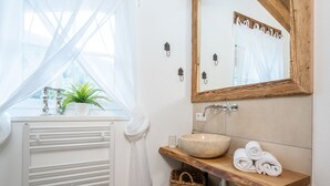 Bathroom - Beautiful Holiday Home in Krimml With Sauna (Krimml)