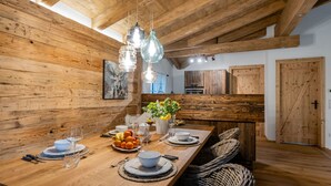 Dining - Beautiful Holiday Home in Krimml With Sauna (Krimml)
