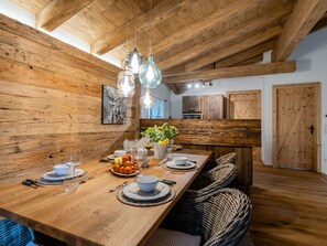 Dining - Beautiful Holiday Home in Krimml With Sauna (Krimml)