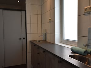 House | Bathroom