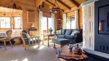 Chalet | Wohnbereich | Kamin