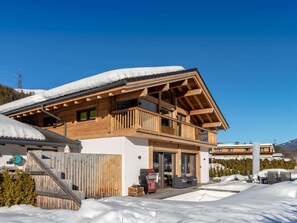 Chalet | Exterior